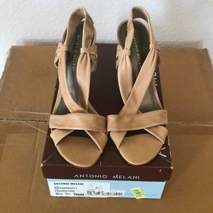 Antonio Melani Natural Color Leather Sandal